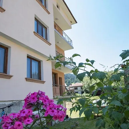 мечта ゲストハウス 3*